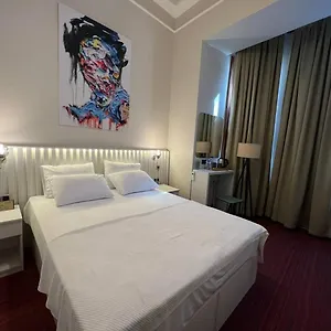 Rafinn , Estambul Turquía