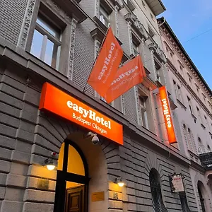 Easyhotel Oktogon Otel Budapeşte